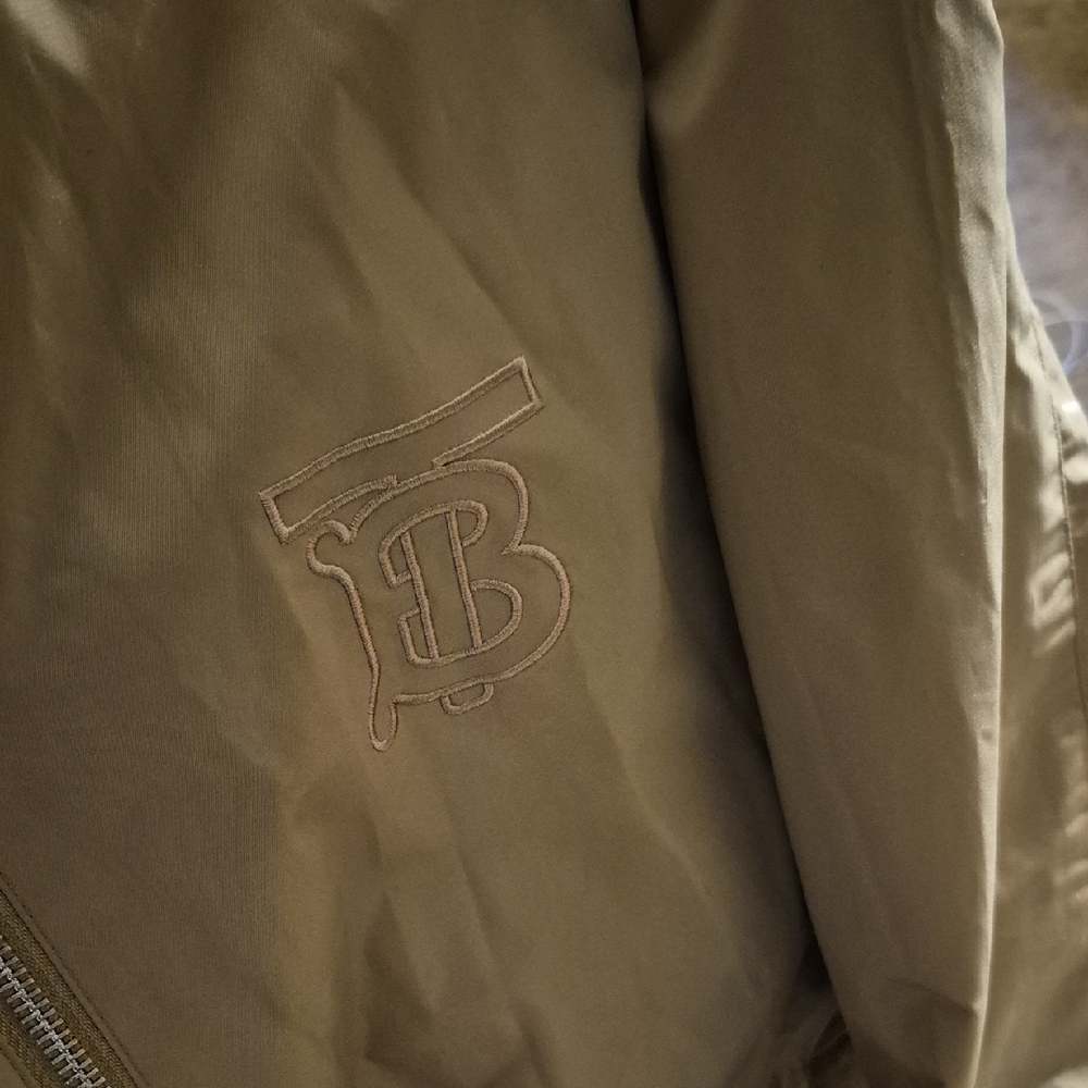 Burberry Men's Tan Lightweight Jacket - Picture 2 of 3